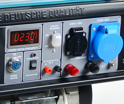 Praktisk ergonomisk kontrolpanel med elektrisk start